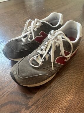 New Balance Gray Suede Sneakers with Red Accent